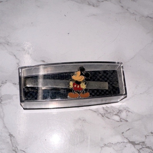 Disney Mickey Mouse Silver Money Clip - Picture 2 of 4